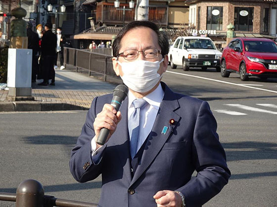 京都市内で街頭演説会を開催。（1/3）