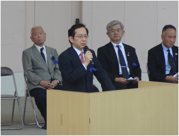 公明党を代表してあいさつに立つ竹内氏=19日 京都市 公明党を代表してあいさつに立つ竹内氏=19日 京都市