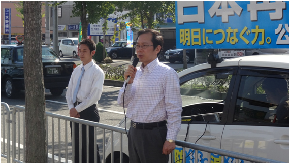 京都市内で街頭演説を行う竹内氏 21日 京都市内で街頭演説を行う竹内氏 21日